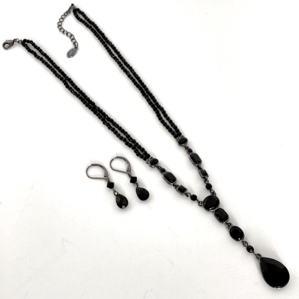 Carolina Herrera Teardrop Pendant Necklace And 1928 Teardrop Dangle Earrings EUC - Picture 3 of 16